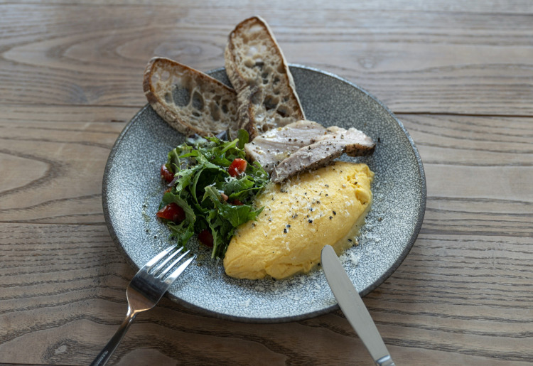 ▼オムレツ&ベーコン　Omlette & Bacon Plate